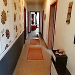 Grosse In Dritter Etage Mit Terrasse Im Altstadtzentrum - Chiplakoff *