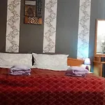 Grosse In Dritter Etage Mit Terrasse Im Altstadtzentrum - Chiplakoff * Blankenburg (Harz)