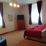 Grosse In Dritter Etage Mit Terrasse Im Altstadtzentrum - Chiplakoff Apartment *