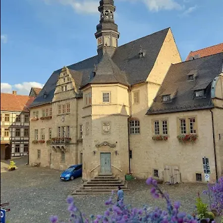 Grosse In Dritter Etage Mit Terrasse Im Altstadtzentrum - Chiplakoff
