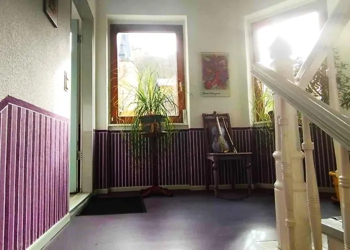 Grosse In Dritter Etage Mit Terrasse Im Altstadtzentrum - Chiplakoff Apartment *