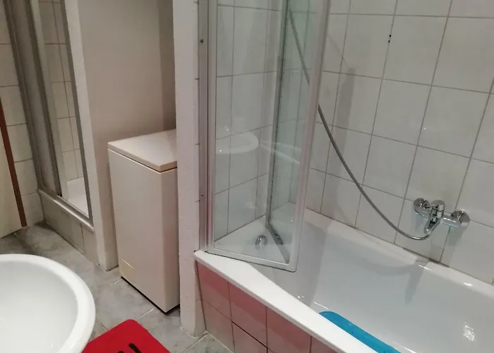 Grosse In Dritter Etage Mit Terrasse Im Altstadtzentrum - Chiplakoff Apartment *